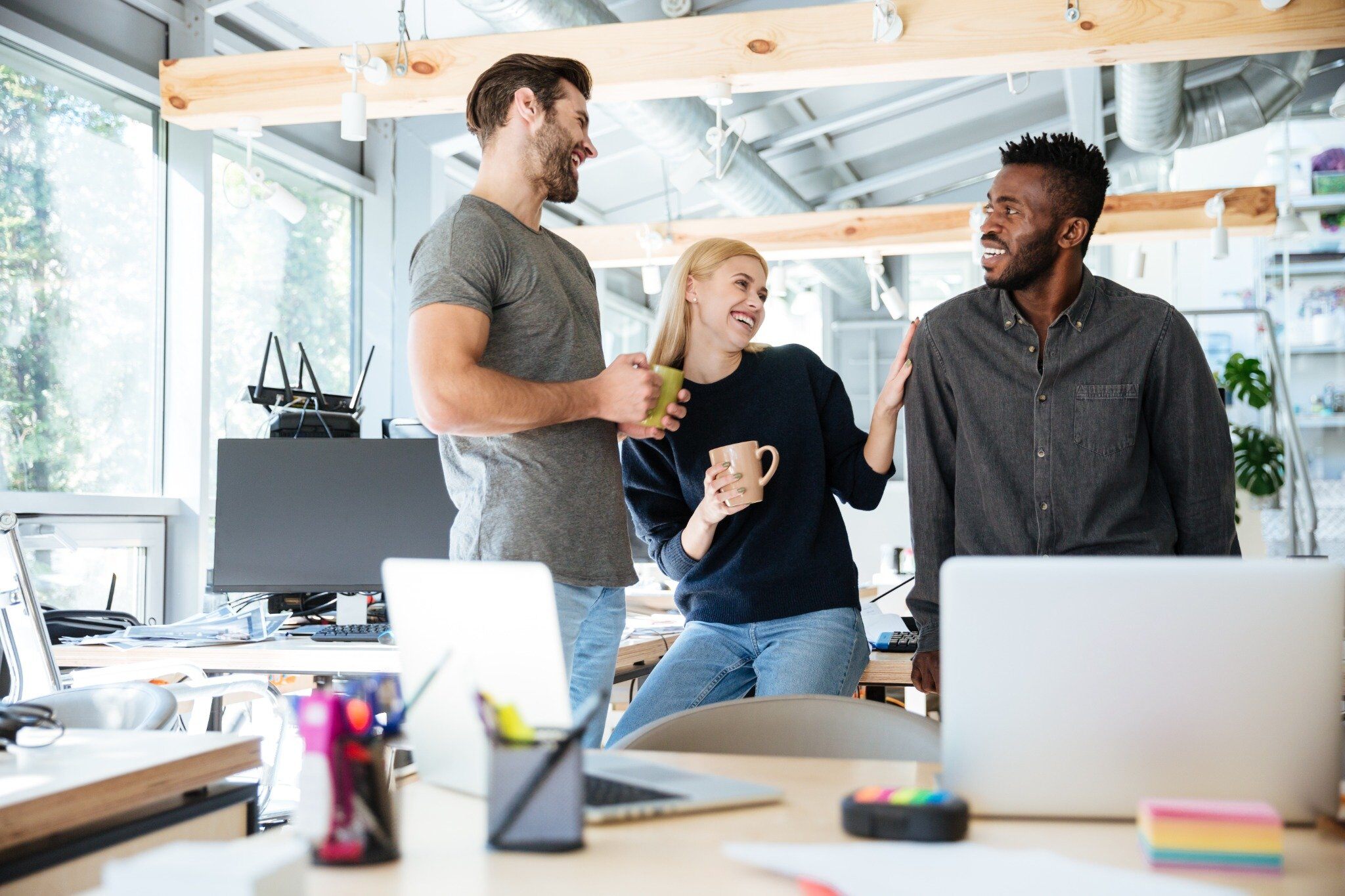 Jeunes collaborateurs Bureau - Garage